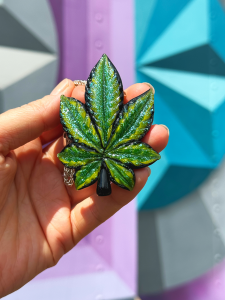 Dichro Ion glow leaf pendant